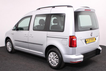 Wheelchair accessible car VW Caddy silver HJ17RVX 3