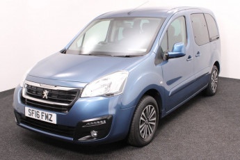 CAR WITH WHEELCHAIR ACCESS PEUGEOT BLUE SF16FMZ 2