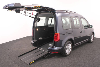 Used wheelchair accessible vehicles for sale VW Caddy Blue DU20AYM 3