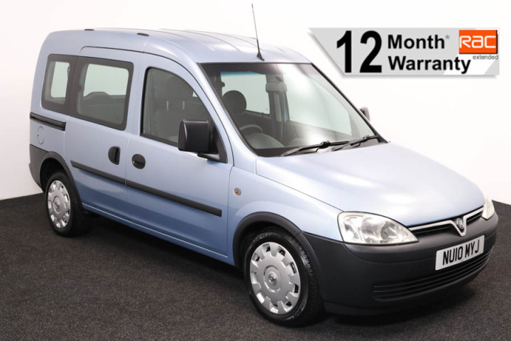 Wheelchair accessible vehicle Vauxhall Combo blue NU10MYJ 1