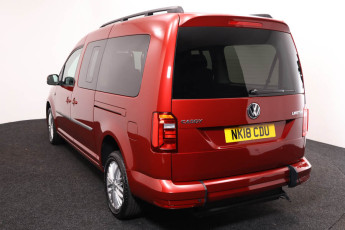 Wheelchair car sales VW CADDY Red NK18CDU 3