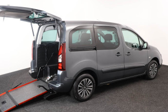 Wheelchair accessible vehicle for sale Peugeot Partner grey SF19AJV 4